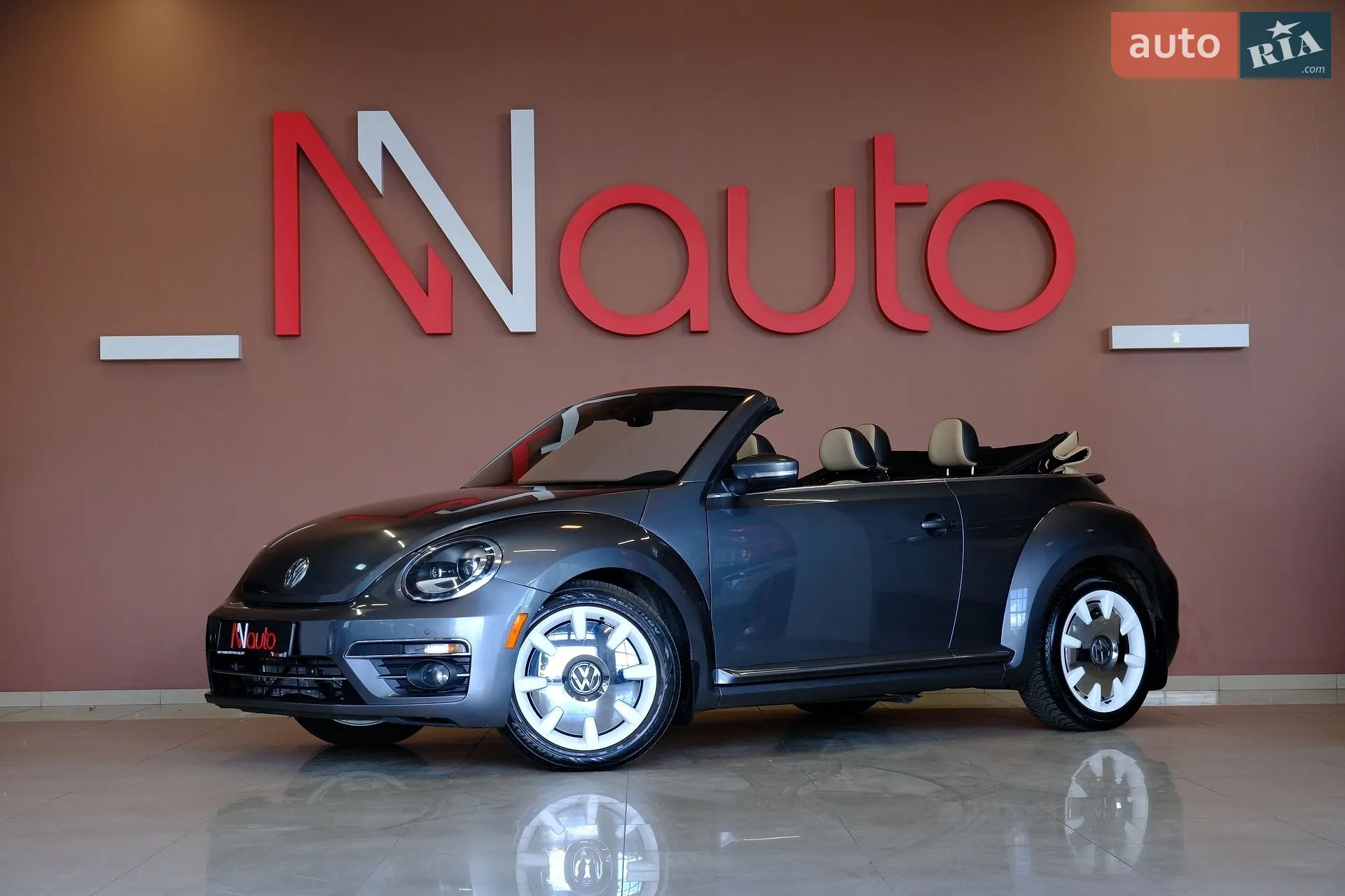 2019 Volkswagen Beetle - фото 1