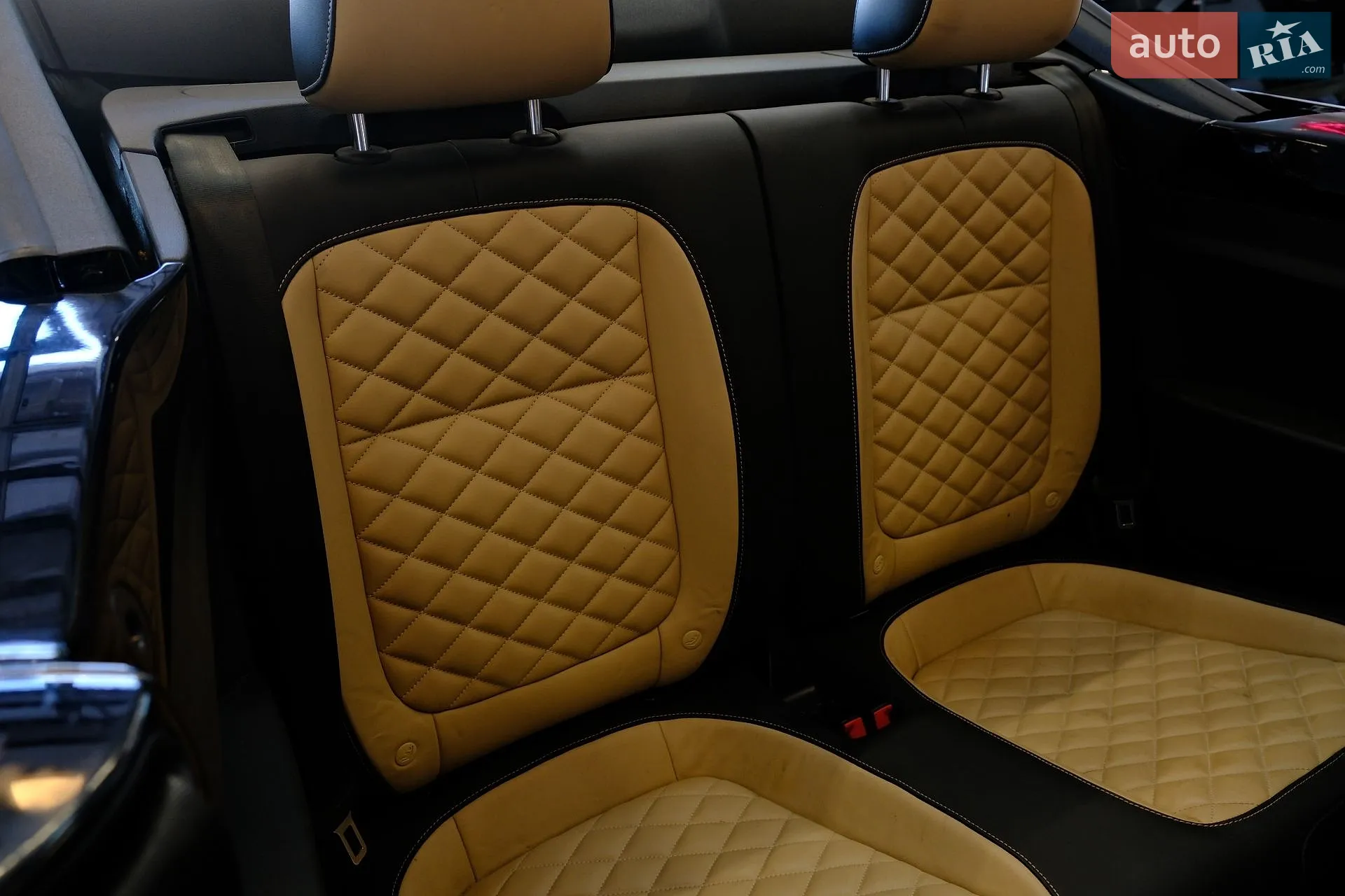 2019 Volkswagen Beetle - мініатюра 29