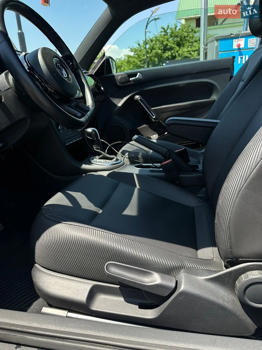 2015 Volkswagen Beetle - мініатюра 30