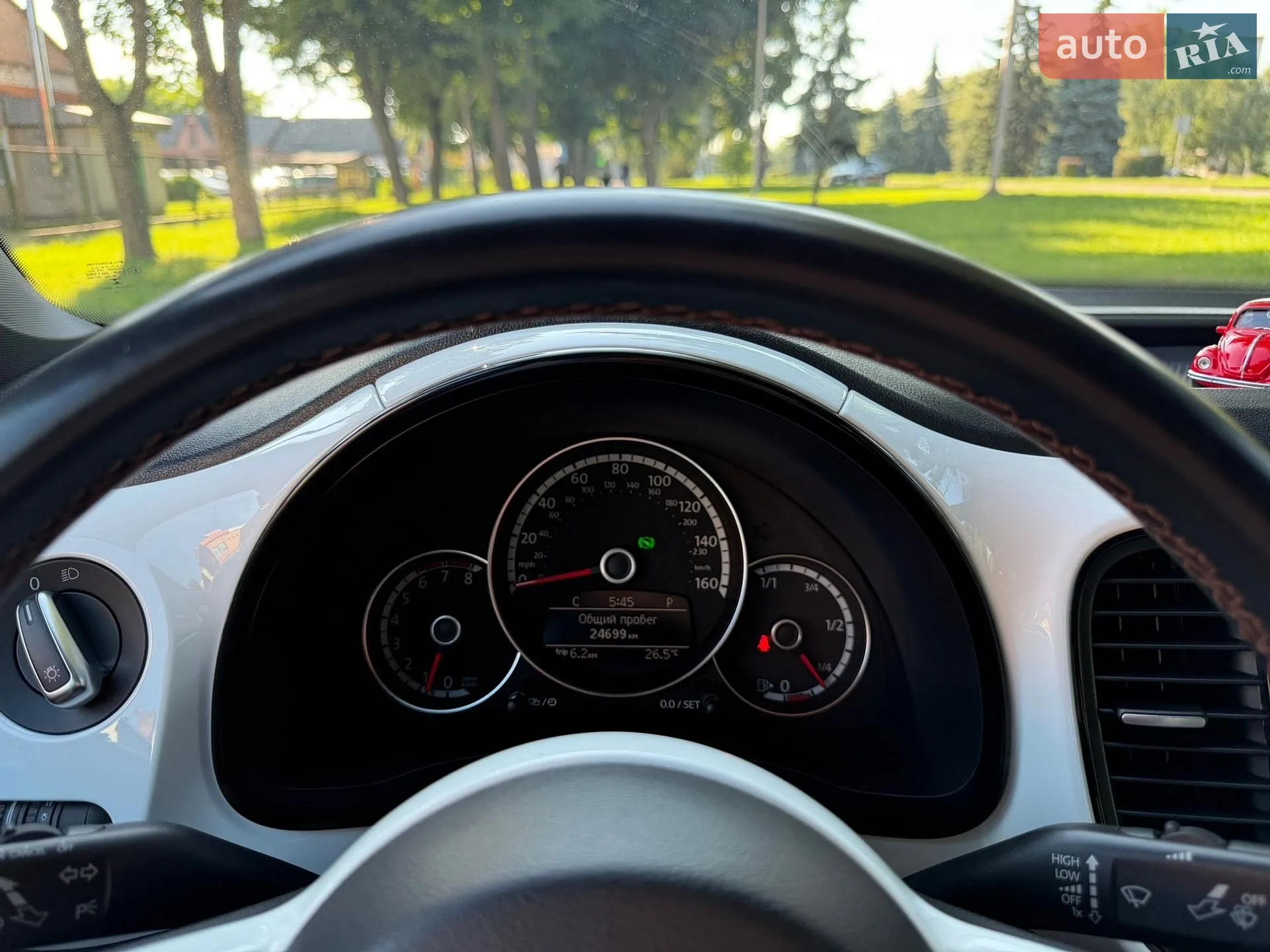 2016 Volkswagen Beetle - мініатюра 21