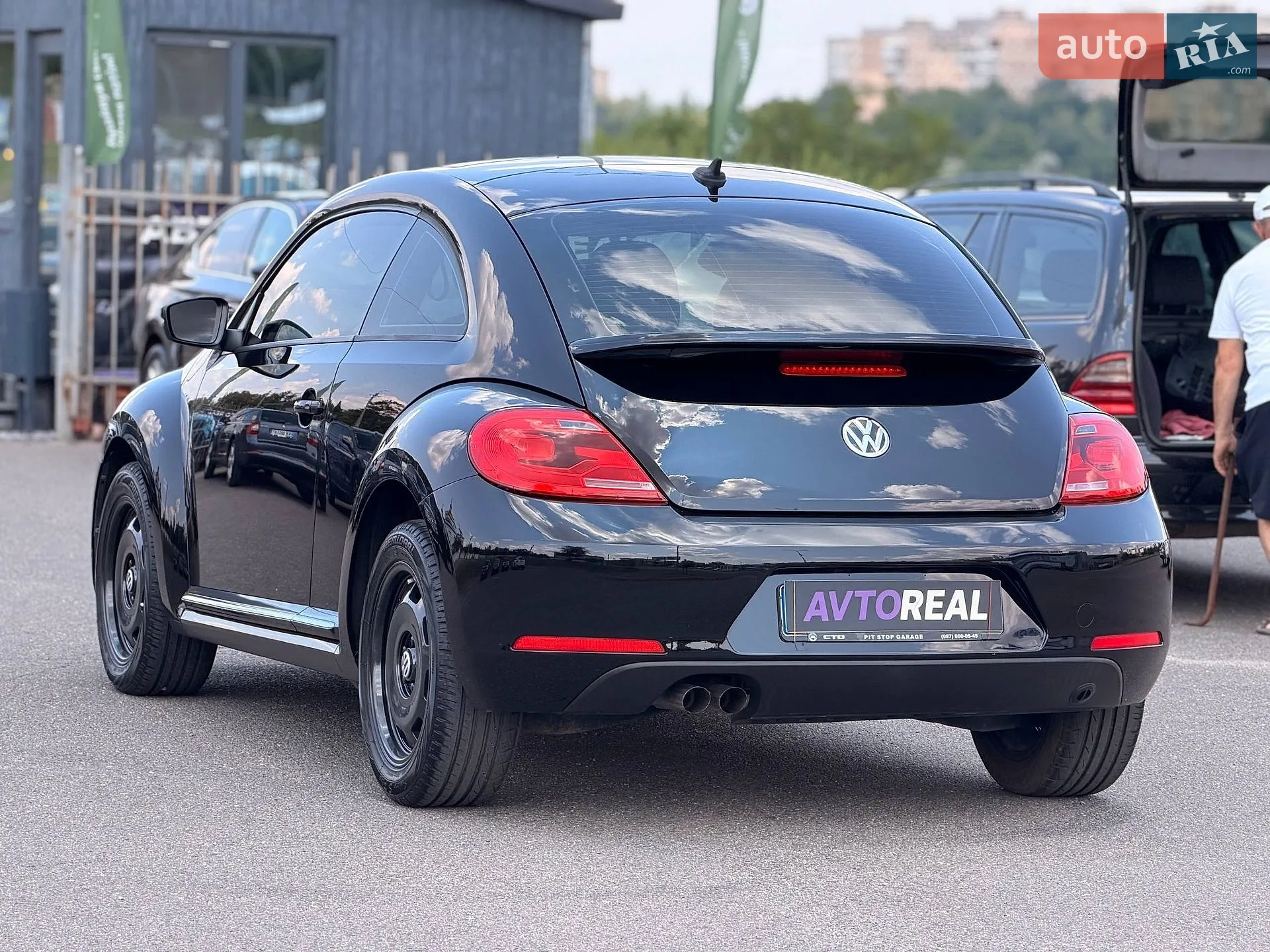 2014 Volkswagen Beetle - мініатюра 24