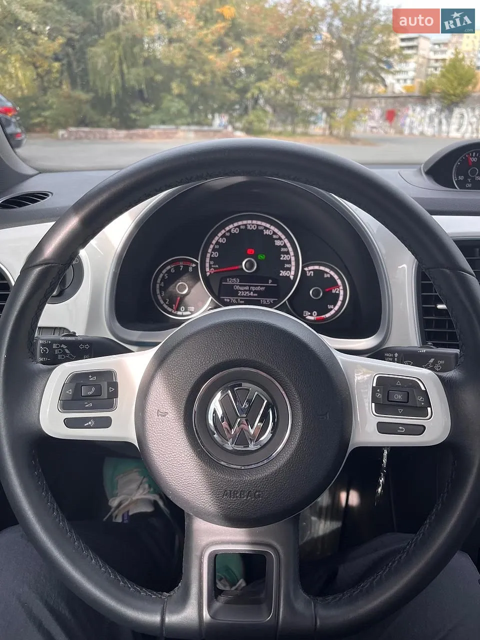 2013 Volkswagen Beetle - мініатюра 8