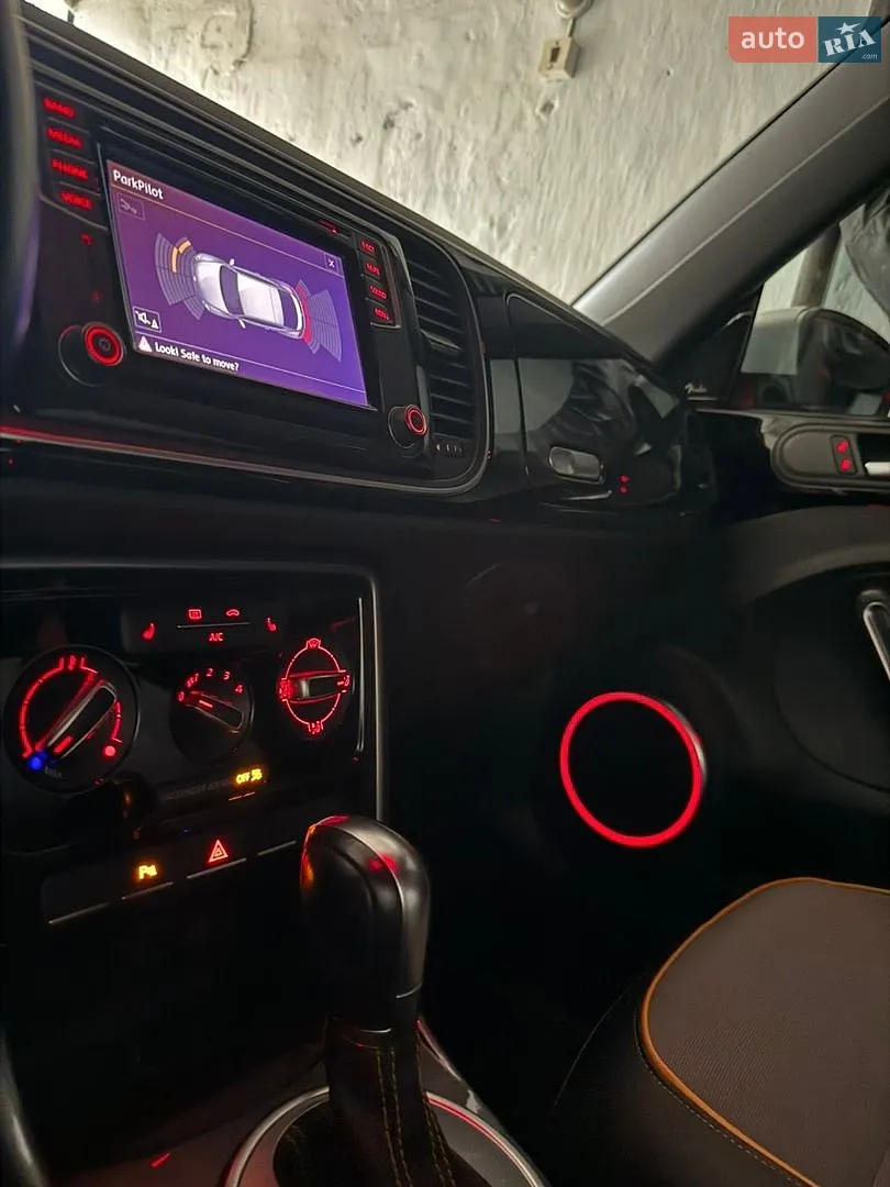 2017 Volkswagen Beetle - мініатюра 21