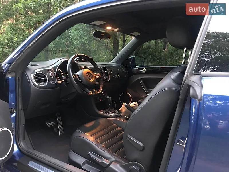 Volkswagen Beetle 2012