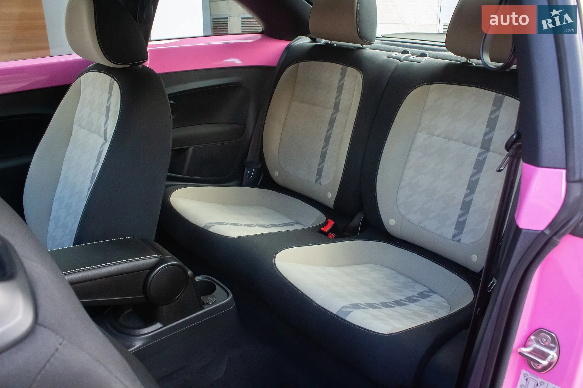 2015 Volkswagen Beetle - мініатюра 12