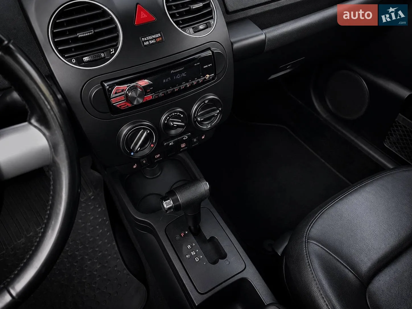 2010 Volkswagen Beetle - мініатюра 10