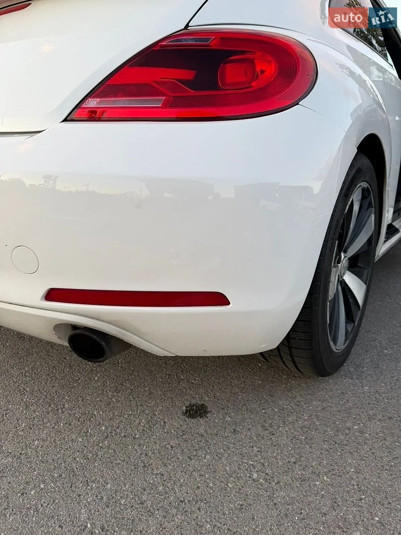 2012 Volkswagen Beetle - мініатюра 21