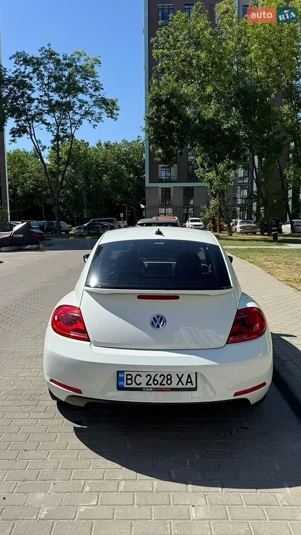 2014 Volkswagen Beetle - мініатюра 2