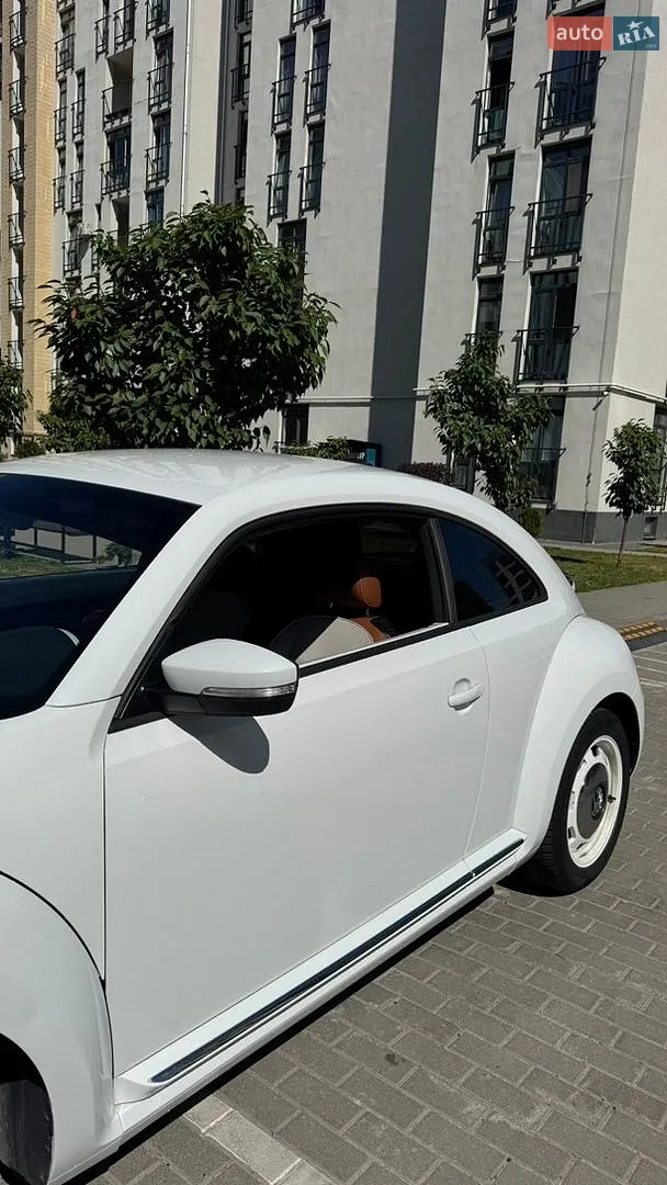 2014 Volkswagen Beetle - мініатюра 4