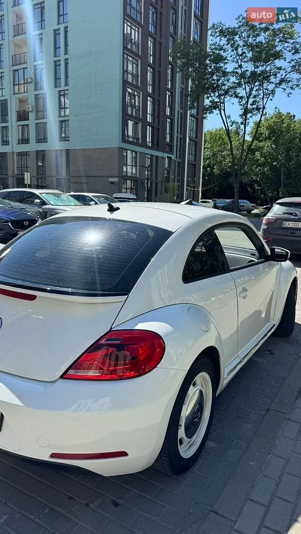 2014 Volkswagen Beetle - мініатюра 9