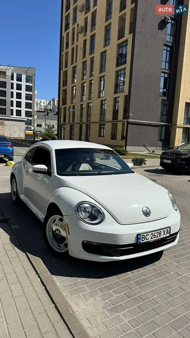 2014 Volkswagen Beetle - мініатюра 10