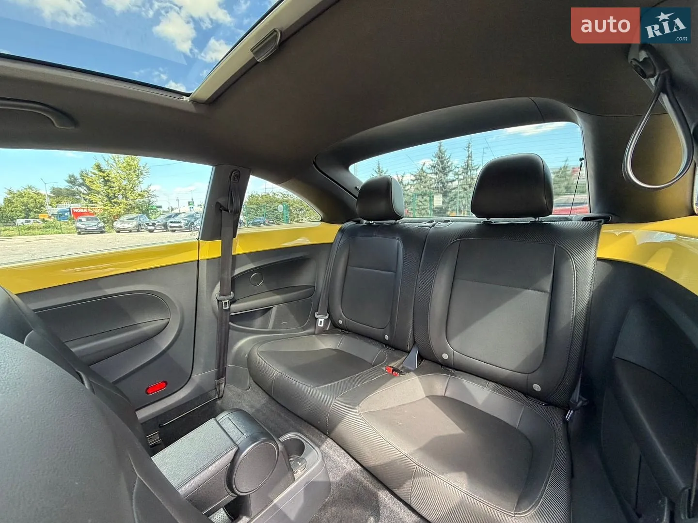 2013 Volkswagen Beetle - мініатюра 31