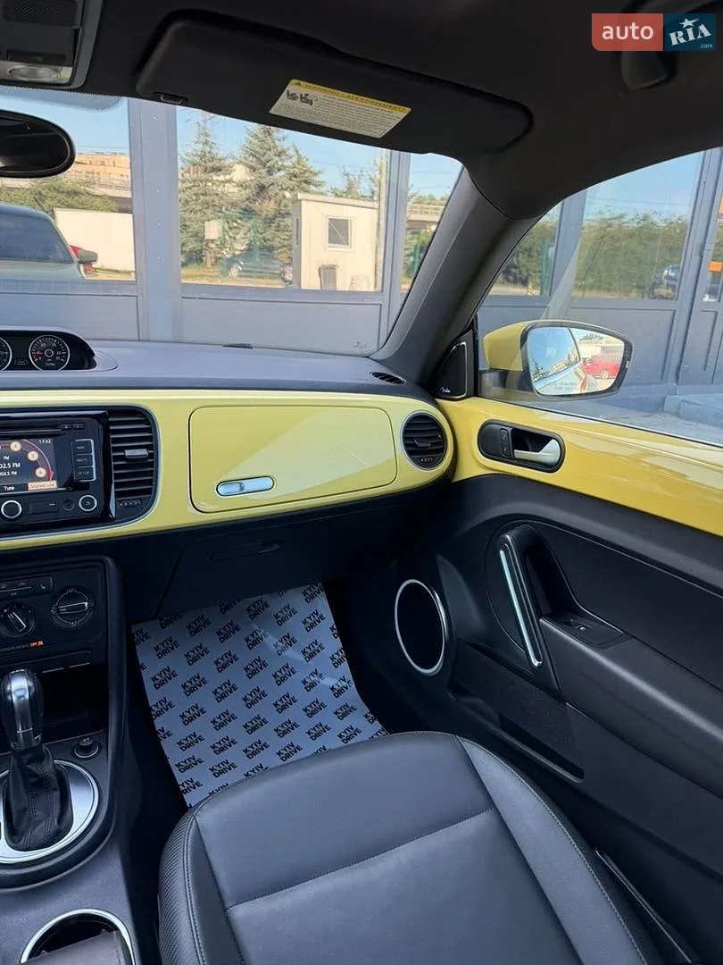 2013 Volkswagen Beetle - мініатюра 37