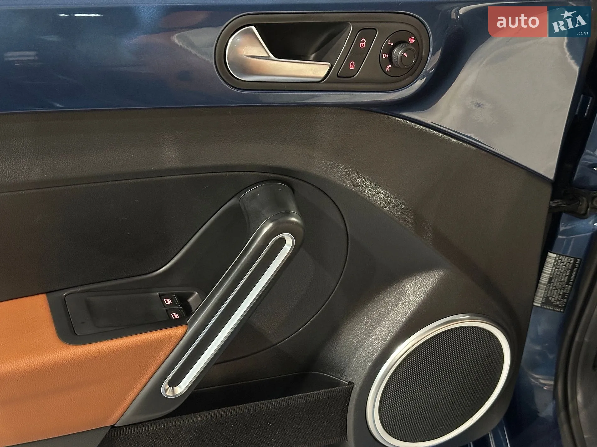 2016 Volkswagen Beetle - мініатюра 10