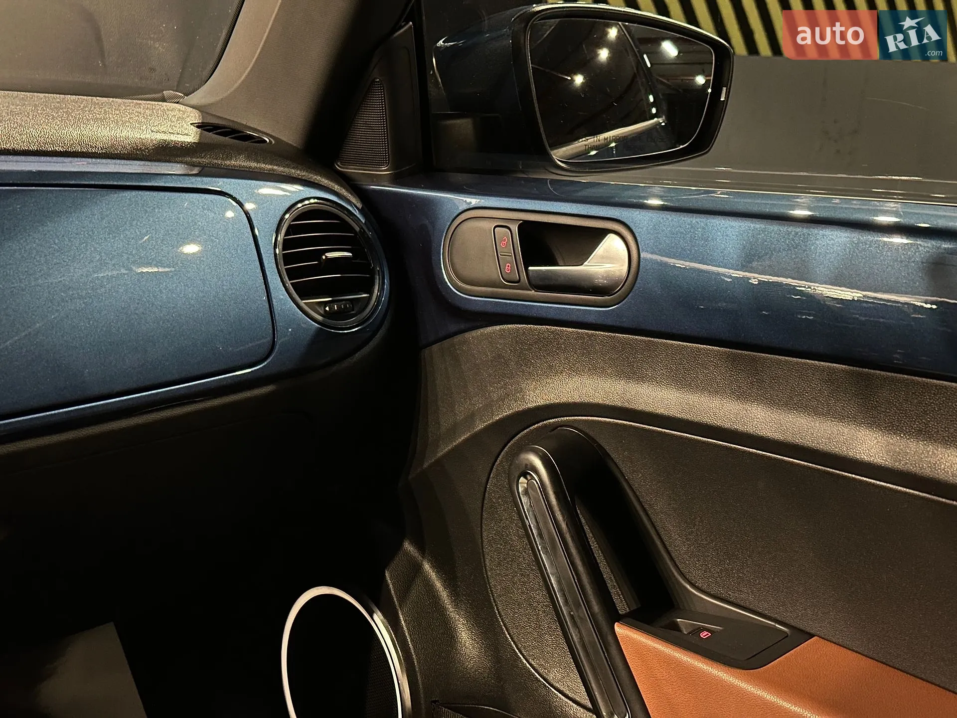 2016 Volkswagen Beetle - мініатюра 24