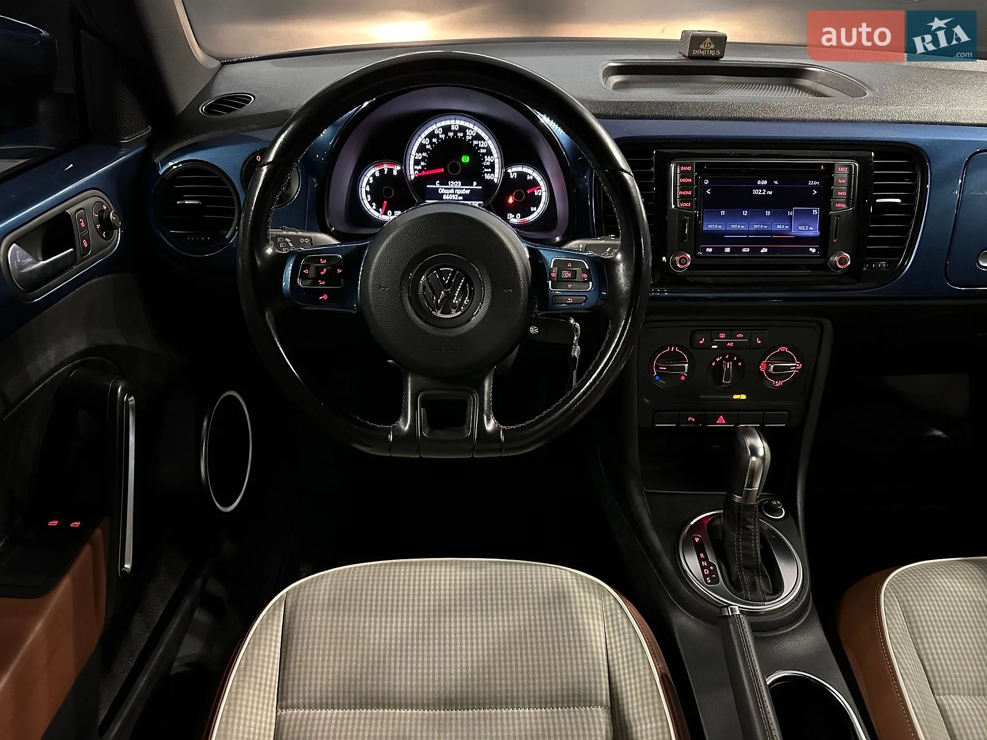 2016 Volkswagen Beetle - мініатюра 15