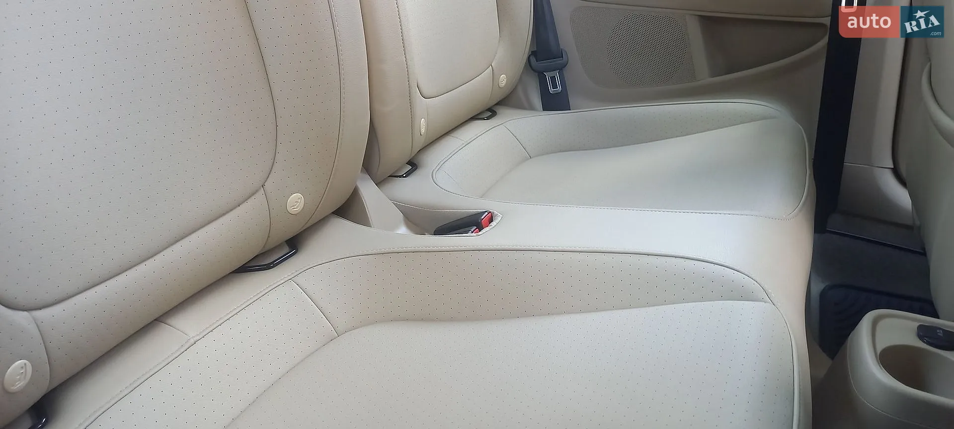 2015 Volkswagen Beetle - мініатюра 26