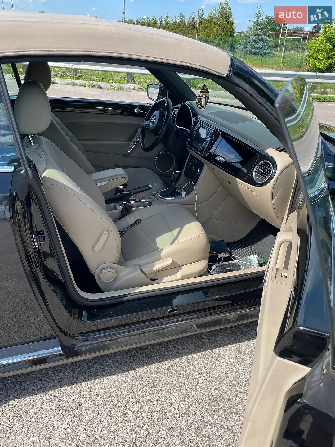2013 Volkswagen Beetle - мініатюра 2