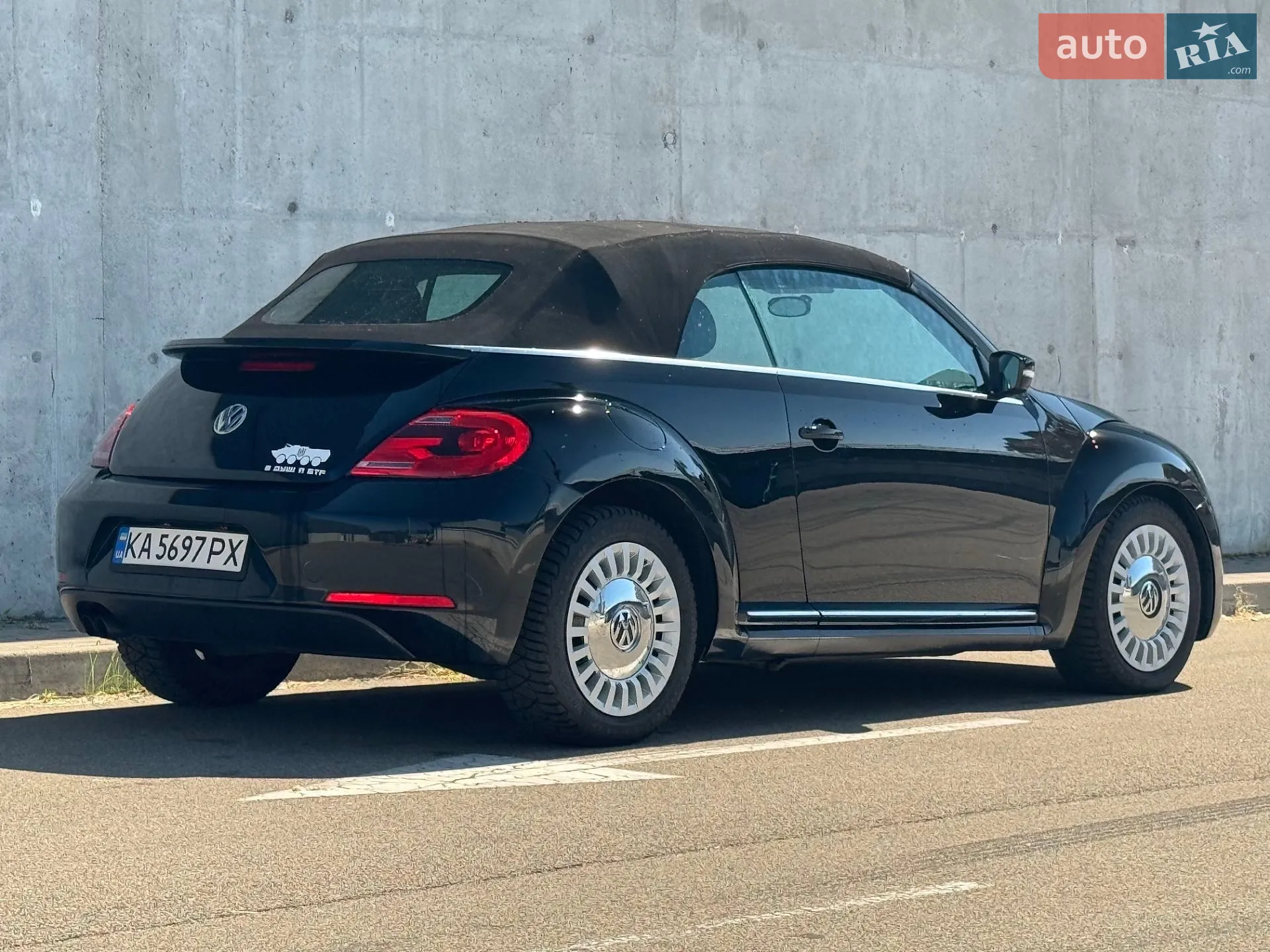 2015 Volkswagen Beetle - мініатюра 20