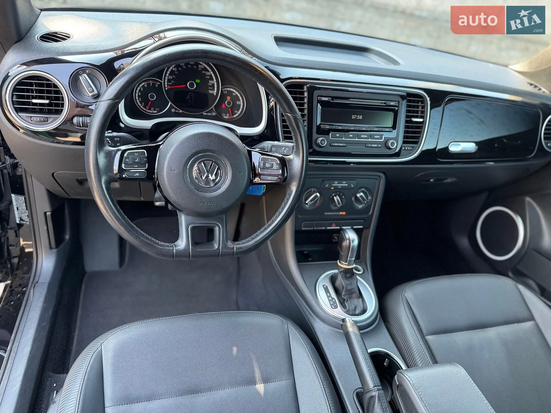 2015 Volkswagen Beetle - мініатюра 30