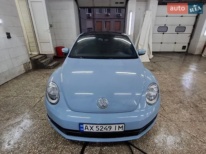 Volkswagen Beetle 2012