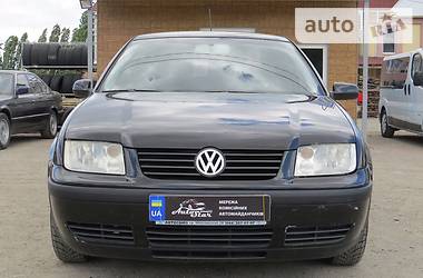 Седан Volkswagen Bora 2003 в Черкассах