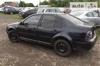 Седан Volkswagen Bora 2002 в Ровно