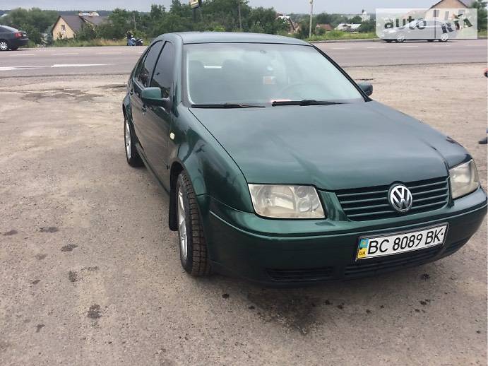 Седан Volkswagen Bora 1999 в Львові