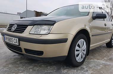 Седан Volkswagen Bora 2003 в Киеве