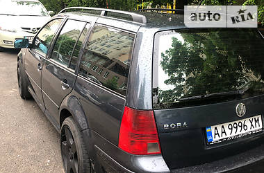 Универсал Volkswagen Bora 2000 в Киеве