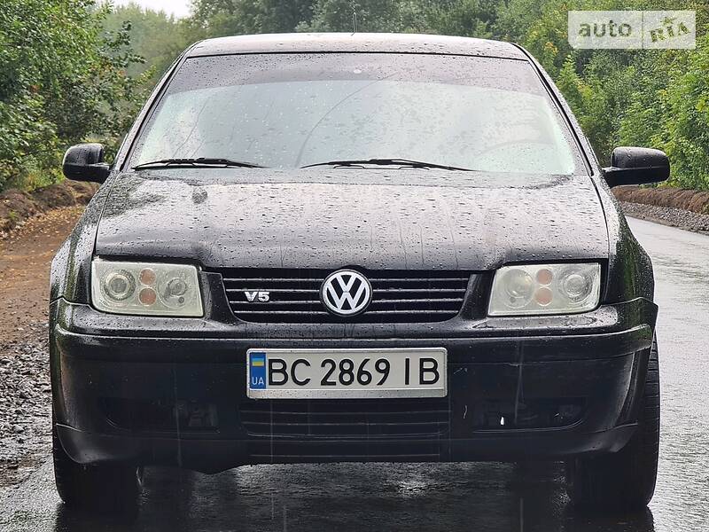 Седан Volkswagen Bora 1999 в Мостиске