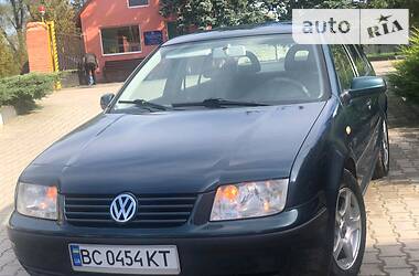 Седан Volkswagen Bora 2000 в Дрогобыче