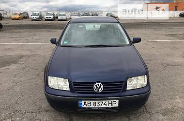 Седан Volkswagen Bora 1999 в Вінниці