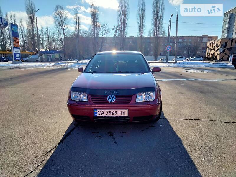 Седан Volkswagen Bora 1999 в Черкассах