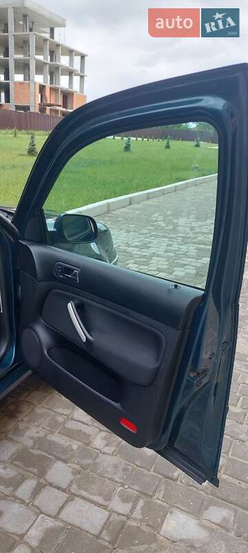 Універсал Volkswagen Bora 2002 в Львові