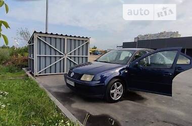 Седан Volkswagen Bora 1999 в Львове