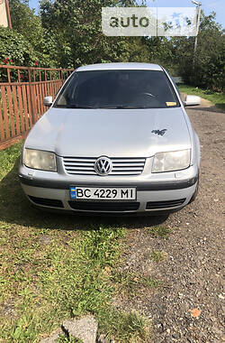 Седан Volkswagen Bora 2000 в Львове