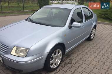 Седан Volkswagen Bora 2004 в Хмельницькому