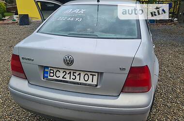 Седан Volkswagen Bora 1999 в Львове