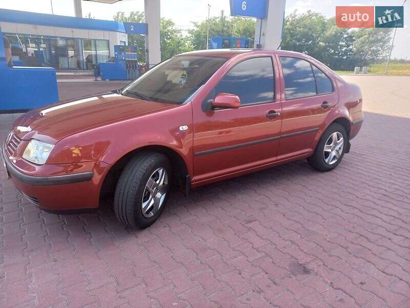 Седан Volkswagen Bora 1999 в Луцьку