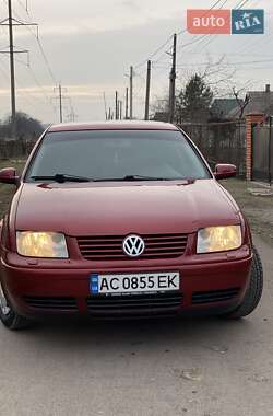Седан Volkswagen Bora 1999 в 