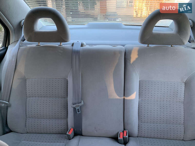 Седан Volkswagen Bora 1999 в Збаражі