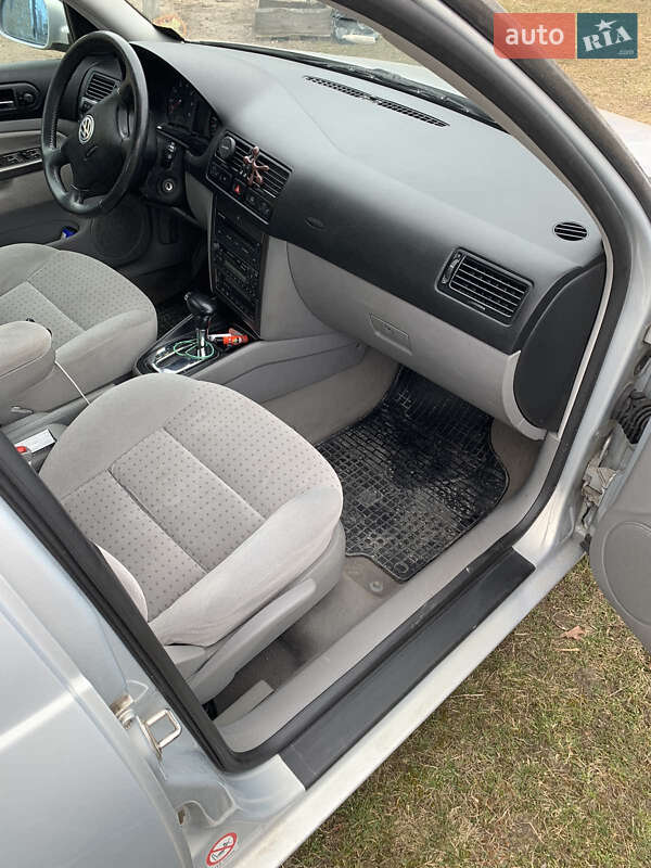 Седан Volkswagen Bora 1999 в Збаражі