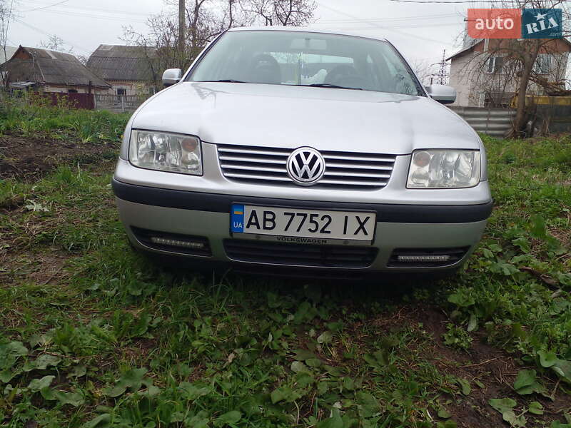 Седан Volkswagen Bora 2000 в Вінниці