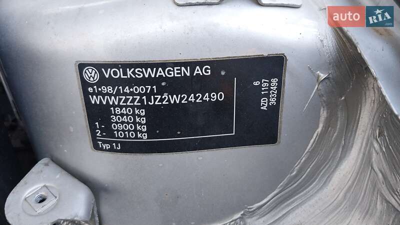 Универсал Volkswagen Bora 2001 в Ходорове