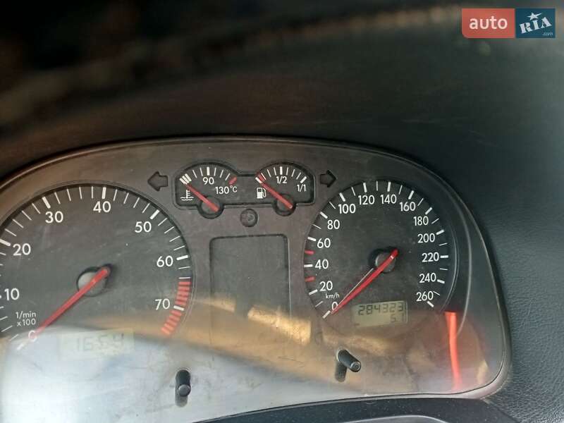 Седан Volkswagen Bora 2003 в Харкові