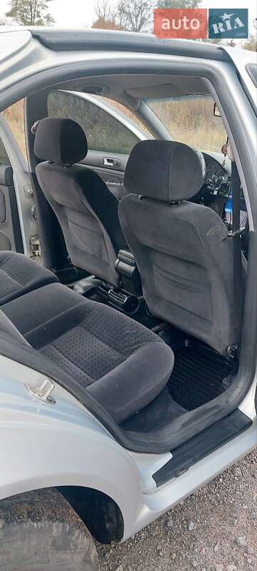 Седан Volkswagen Bora 1998 в Гайсине