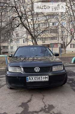 Седан Volkswagen Bora 2002 в Харькове