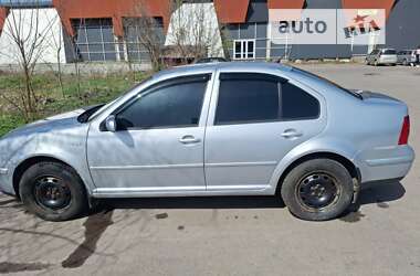 Седан Volkswagen Bora 2003 в Чернигове