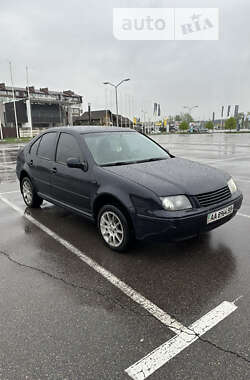 Седан Volkswagen Bora 1999 в Києві